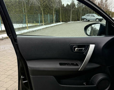 Черный Ниссан Кашкай, объемом двигателя 1.5 л и пробегом 230 тыс. км за 8950 $, фото 53 на Automoto.ua