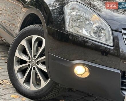 Черный Ниссан Кашкай, объемом двигателя 1.5 л и пробегом 209 тыс. км за 8250 $, фото 7 на Automoto.ua