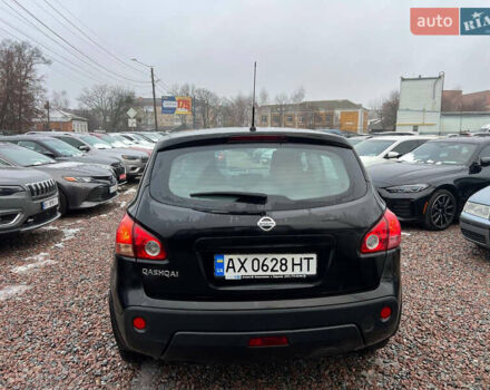 Черный Ниссан Кашкай, объемом двигателя 2 л и пробегом 216 тыс. км за 8300 $, фото 4 на Automoto.ua