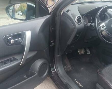 Черный Ниссан Кашкай, объемом двигателя 2 л и пробегом 240 тыс. км за 9800 $, фото 21 на Automoto.ua