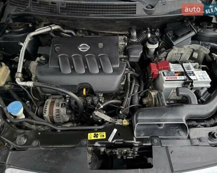 Черный Ниссан Кашкай, объемом двигателя 2 л и пробегом 214 тыс. км за 9400 $, фото 6 на Automoto.ua