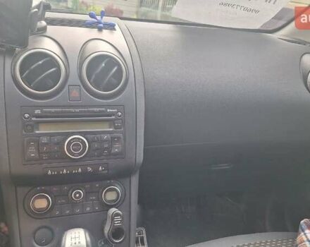 Черный Ниссан Кашкай, объемом двигателя 1.6 л и пробегом 207 тыс. км за 9500 $, фото 7 на Automoto.ua