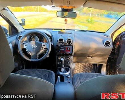 Черный Ниссан Кашкай, объемом двигателя 2 л и пробегом 270 тыс. км за 9200 $, фото 6 на Automoto.ua