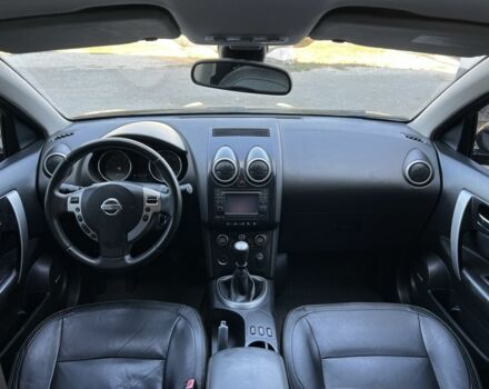 Чорний Ніссан Кашкай, об'ємом двигуна 0 л та пробігом 240 тис. км за 8750 $, фото 6 на Automoto.ua