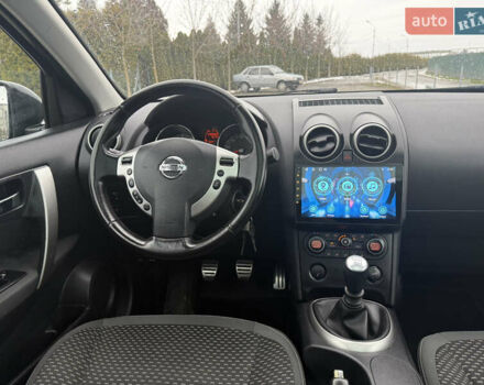 Черный Ниссан Кашкай, объемом двигателя 1.5 л и пробегом 230 тыс. км за 8950 $, фото 40 на Automoto.ua