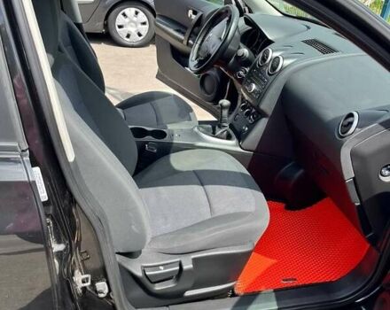 Черный Ниссан Кашкай, объемом двигателя 1.6 л и пробегом 185 тыс. км за 8300 $, фото 1 на Automoto.ua