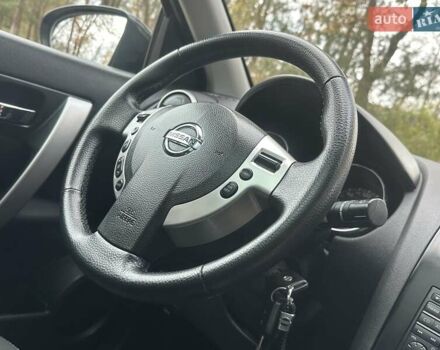 Черный Ниссан Кашкай, объемом двигателя 1.5 л и пробегом 209 тыс. км за 8290 $, фото 78 на Automoto.ua