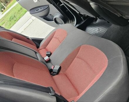 Черный Ниссан Кашкай, объемом двигателя 2 л и пробегом 143 тыс. км за 7800 $, фото 10 на Automoto.ua