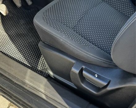 Черный Ниссан Кашкай, объемом двигателя 1.5 л и пробегом 280 тыс. км за 8600 $, фото 5 на Automoto.ua