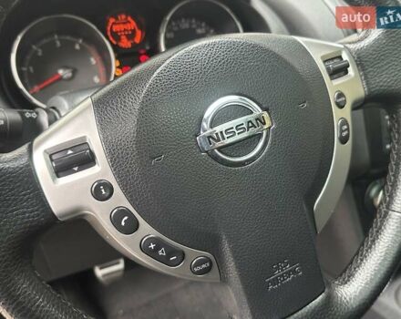 Черный Ниссан Кашкай, объемом двигателя 1.5 л и пробегом 209 тыс. км за 8290 $, фото 74 на Automoto.ua