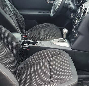 Чорний Ніссан Кашкай, об'ємом двигуна 2 л та пробігом 197 тис. км за 8500 $, фото 4 на Automoto.ua