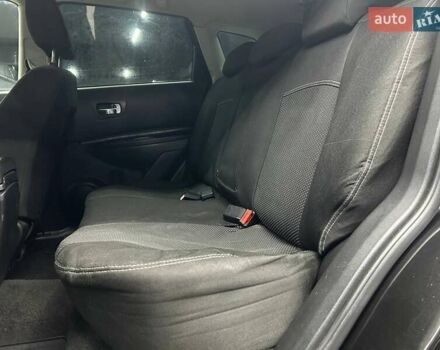 Черный Ниссан Кашкай, объемом двигателя 1.46 л и пробегом 282 тыс. км за 9000 $, фото 7 на Automoto.ua