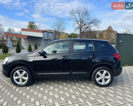 Черный Ниссан Кашкай, объемом двигателя 1.6 л и пробегом 208 тыс. км за 8500 $, фото 5 на Automoto.ua