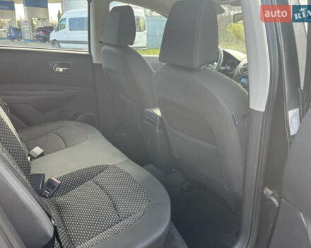 Черный Ниссан Кашкай, объемом двигателя 1.6 л и пробегом 208 тыс. км за 8500 $, фото 12 на Automoto.ua