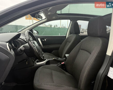 Черный Ниссан Кашкай, объемом двигателя 1.5 л и пробегом 230 тыс. км за 8950 $, фото 45 на Automoto.ua