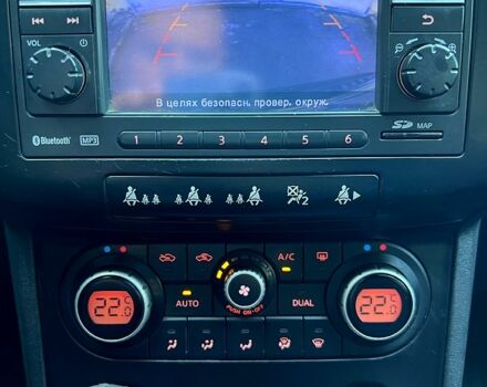 Черный Ниссан Кашкай, объемом двигателя 2 л и пробегом 240 тыс. км за 8950 $, фото 5 на Automoto.ua