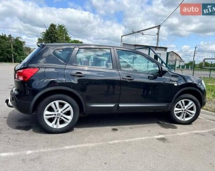 Черный Ниссан Кашкай, объемом двигателя 1.6 л и пробегом 185 тыс. км за 8300 $, фото 13 на Automoto.ua