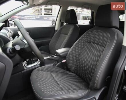 Черный Ниссан Кашкай, объемом двигателя 2.02 л и пробегом 247 тыс. км за 10200 $, фото 6 на Automoto.ua