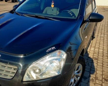 Черный Ниссан Кашкай, объемом двигателя 2 л и пробегом 270 тыс. км за 8900 $, фото 3 на Automoto.ua
