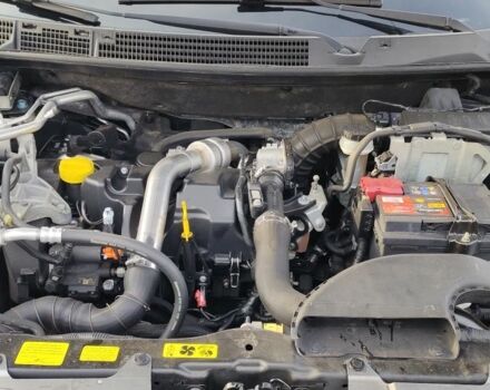 Черный Ниссан Кашкай, объемом двигателя 1.5 л и пробегом 255 тыс. км за 8250 $, фото 10 на Automoto.ua