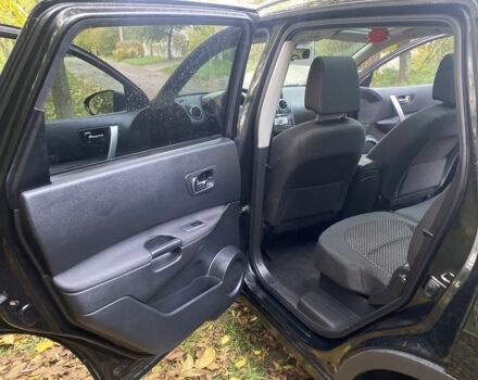 Черный Ниссан Кашкай, объемом двигателя 2 л и пробегом 247 тыс. км за 10500 $, фото 23 на Automoto.ua