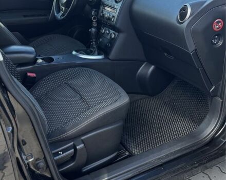 Черный Ниссан Кашкай, объемом двигателя 1.5 л и пробегом 280 тыс. км за 8600 $, фото 11 на Automoto.ua