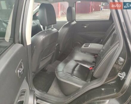 Черный Ниссан Кашкай, объемом двигателя 1.99 л и пробегом 208 тыс. км за 9800 $, фото 3 на Automoto.ua