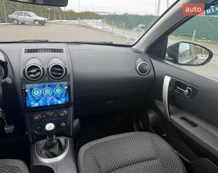 Черный Ниссан Кашкай, объемом двигателя 1.5 л и пробегом 230 тыс. км за 8950 $, фото 38 на Automoto.ua