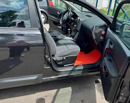 Черный Ниссан Кашкай, объемом двигателя 1.6 л и пробегом 185 тыс. км за 8300 $, фото 4 на Automoto.ua