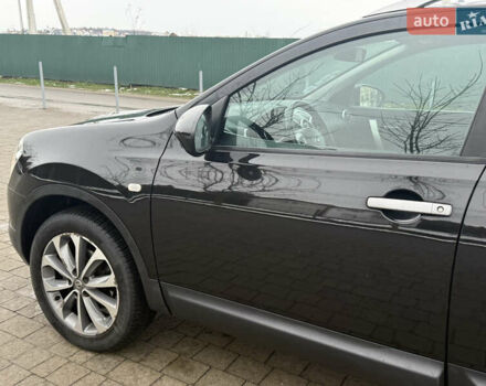 Черный Ниссан Кашкай, объемом двигателя 1.5 л и пробегом 230 тыс. км за 8950 $, фото 30 на Automoto.ua