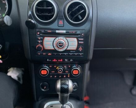 Черный Ниссан Кашкай, объемом двигателя 2 л и пробегом 247 тыс. км за 10500 $, фото 20 на Automoto.ua