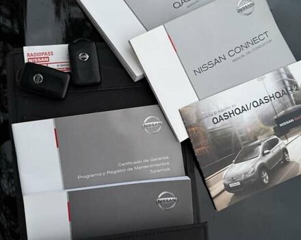 Черный Ниссан Кашкай, объемом двигателя 2 л и пробегом 214 тыс. км за 9400 $, фото 7 на Automoto.ua