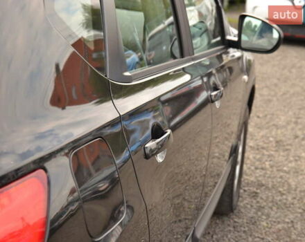 Чорний Ніссан Кашкай, об'ємом двигуна 2 л та пробігом 190 тис. км за 8999 $, фото 14 на Automoto.ua