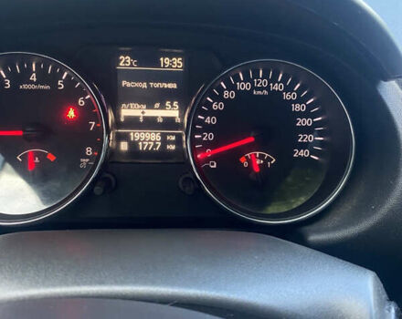 Чорний Ніссан Кашкай, об'ємом двигуна 1.6 л та пробігом 200 тис. км за 9999 $, фото 39 на Automoto.ua