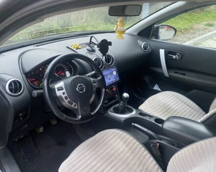 Черный Ниссан Кашкай, объемом двигателя 1.5 л и пробегом 255 тыс. км за 9750 $, фото 6 на Automoto.ua