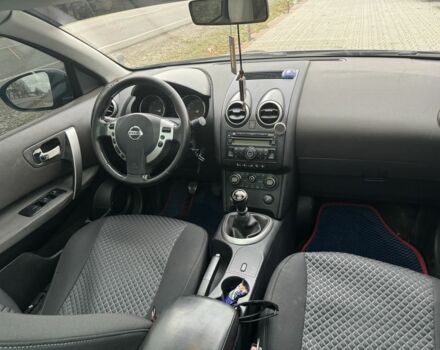 Черный Ниссан Кашкай, объемом двигателя 1.5 л и пробегом 265 тыс. км за 8400 $, фото 7 на Automoto.ua