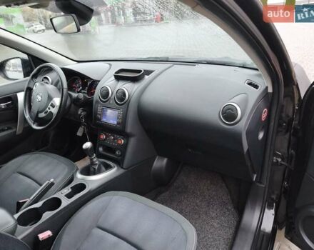 Черный Ниссан Кашкай, объемом двигателя 2 л и пробегом 202 тыс. км за 10750 $, фото 15 на Automoto.ua