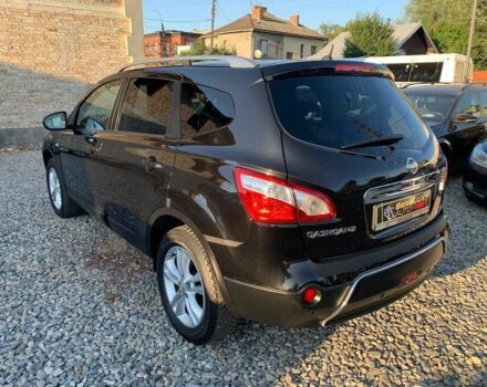 Черный Ниссан Кашкай, объемом двигателя 1.5 л и пробегом 228 тыс. км за 9899 $, фото 4 на Automoto.ua