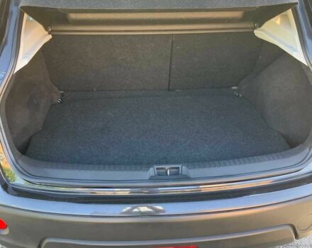 Черный Ниссан Кашкай, объемом двигателя 1.6 л и пробегом 174 тыс. км за 8900 $, фото 18 на Automoto.ua