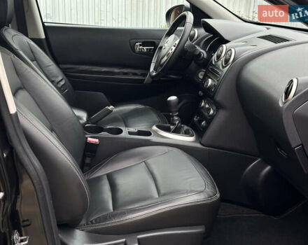 Черный Ниссан Кашкай, объемом двигателя 1.46 л и пробегом 254 тыс. км за 9800 $, фото 6 на Automoto.ua