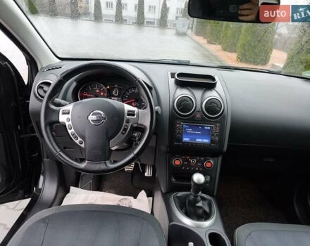 Черный Ниссан Кашкай, объемом двигателя 2 л и пробегом 202 тыс. км за 10750 $, фото 10 на Automoto.ua