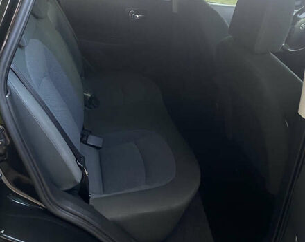 Чорний Ніссан Кашкай, об'ємом двигуна 1.6 л та пробігом 200 тис. км за 9999 $, фото 45 на Automoto.ua