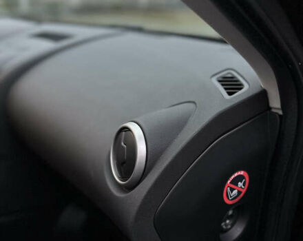 Черный Ниссан Кашкай, объемом двигателя 1.46 л и пробегом 266 тыс. км за 9400 $, фото 36 на Automoto.ua