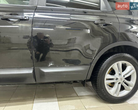 Черный Ниссан Кашкай, объемом двигателя 1.5 л и пробегом 245 тыс. км за 9950 $, фото 13 на Automoto.ua