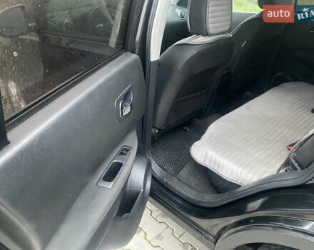 Черный Ниссан Кашкай, объемом двигателя 1.46 л и пробегом 255 тыс. км за 9750 $, фото 8 на Automoto.ua