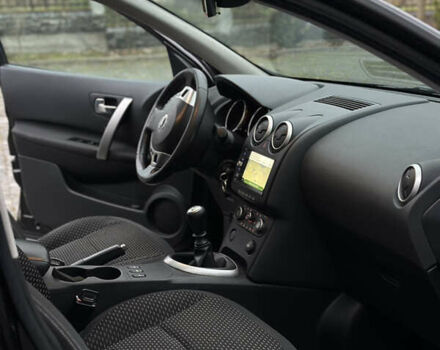 Черный Ниссан Кашкай, объемом двигателя 1.46 л и пробегом 266 тыс. км за 9400 $, фото 29 на Automoto.ua