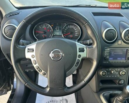 Черный Ниссан Кашкай, объемом двигателя 2 л и пробегом 121 тыс. км за 13999 $, фото 30 на Automoto.ua