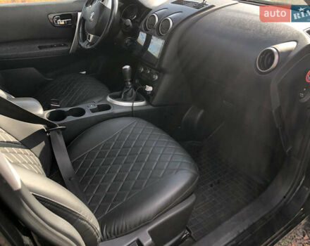 Черный Ниссан Кашкай, объемом двигателя 1.5 л и пробегом 229 тыс. км за 9400 $, фото 7 на Automoto.ua