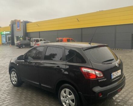 Чорний Ніссан Кашкай, об'ємом двигуна 1.6 л та пробігом 206 тис. км за 9850 $, фото 6 на Automoto.ua