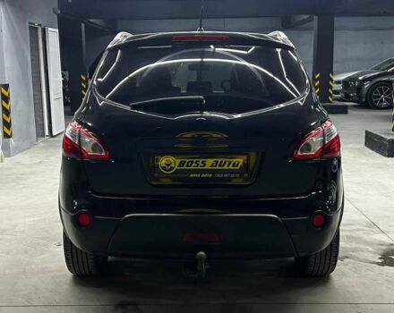 Черный Ниссан Кашкай, объемом двигателя 2 л и пробегом 200 тыс. км за 12600 $, фото 4 на Automoto.ua